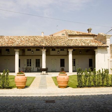 Hospitale I Mori Bed & Breakfast Asola ภายนอก รูปภาพ