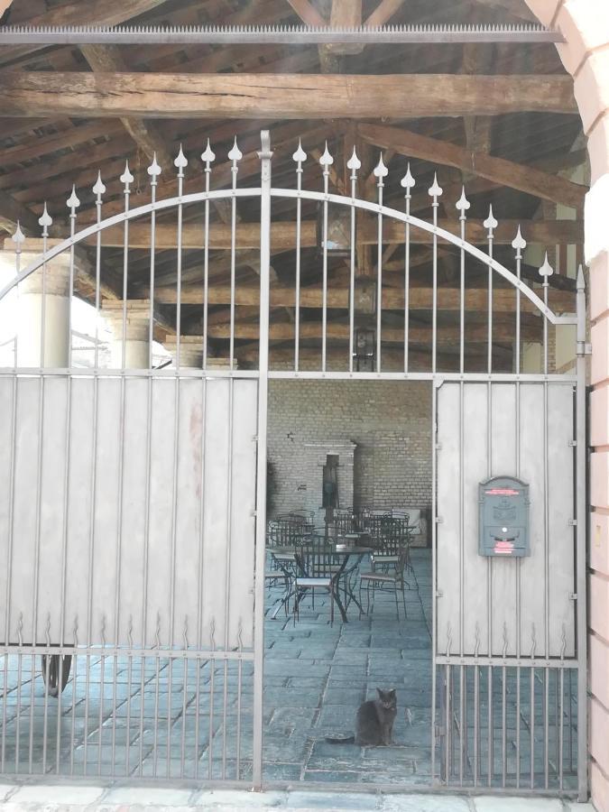 Hospitale I Mori Bed & Breakfast Asola ภายนอก รูปภาพ