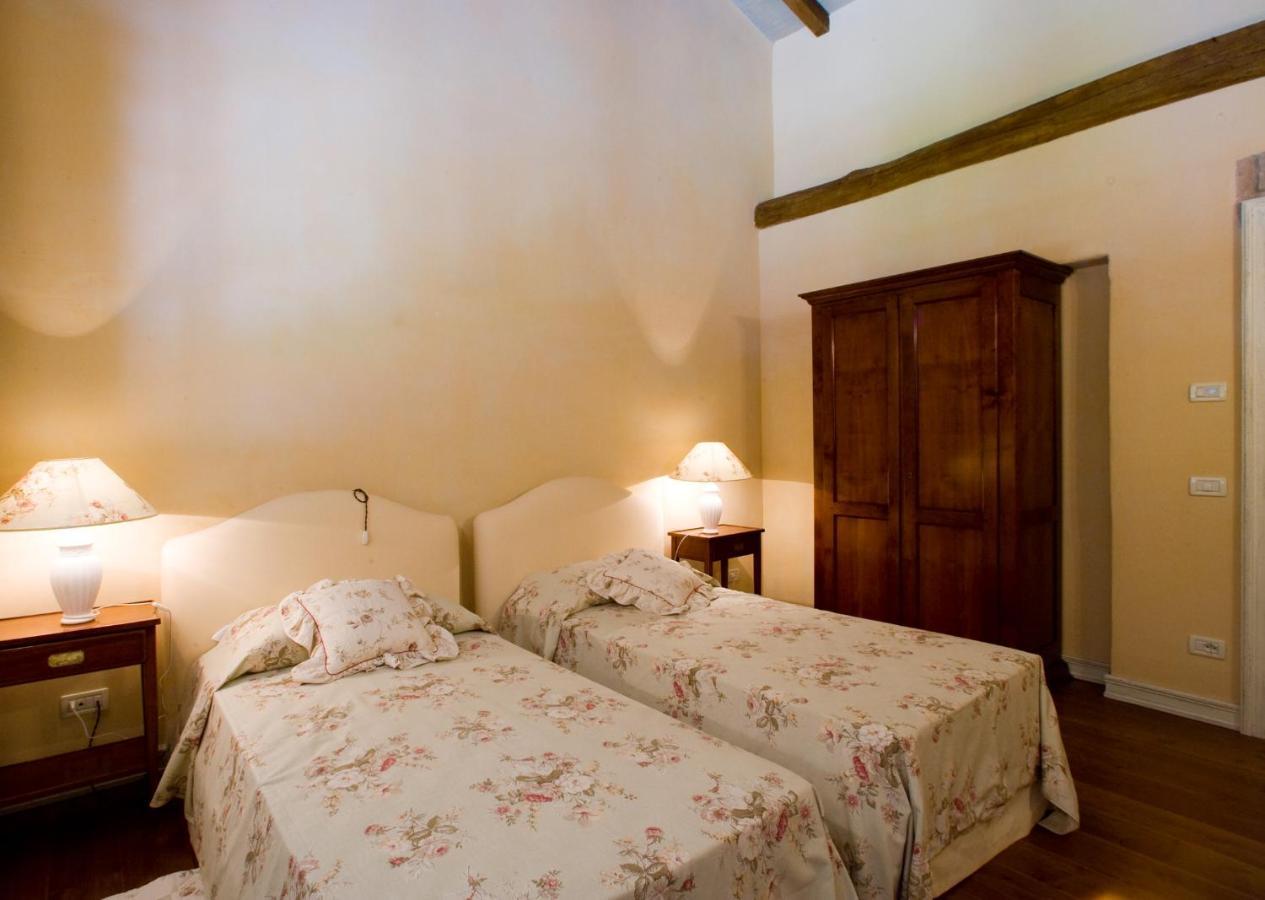 Hospitale I Mori Bed & Breakfast Asola ภายนอก รูปภาพ