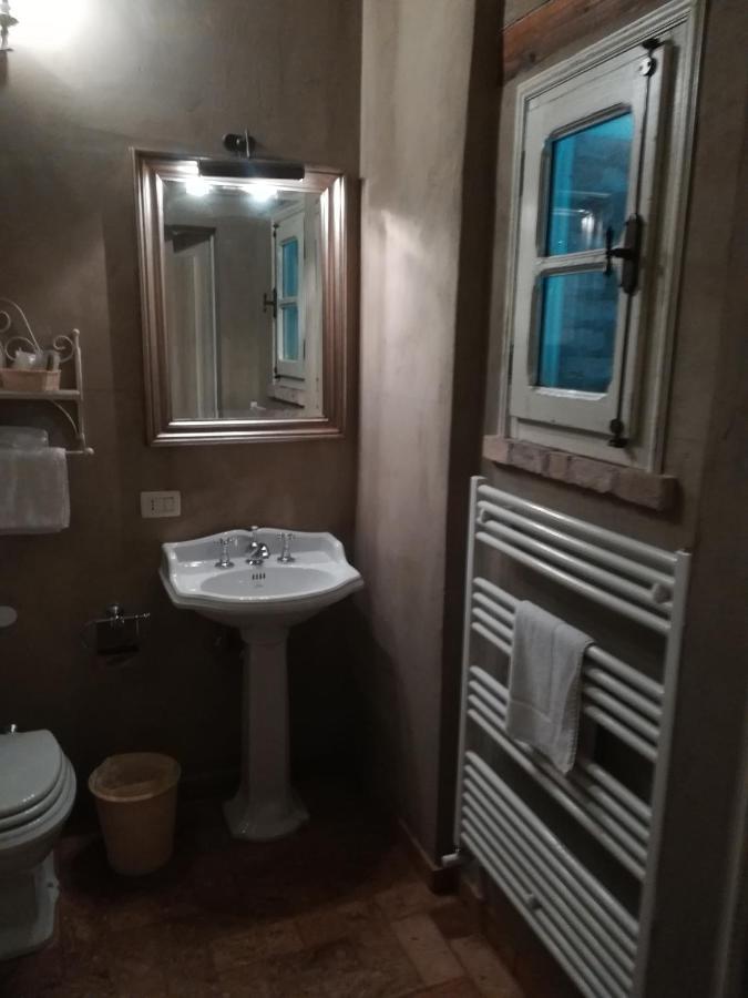 Hospitale I Mori Bed & Breakfast Asola ภายนอก รูปภาพ